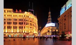 Nanjing Road, Walking Street